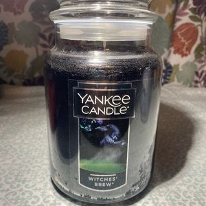 Unavailable until the fall Release Never Lit 22oz Yankee Candle Witches’ Brew
